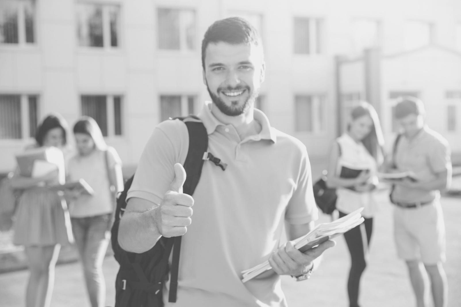 Sesión de trabajo colaborativo en gestión financiera